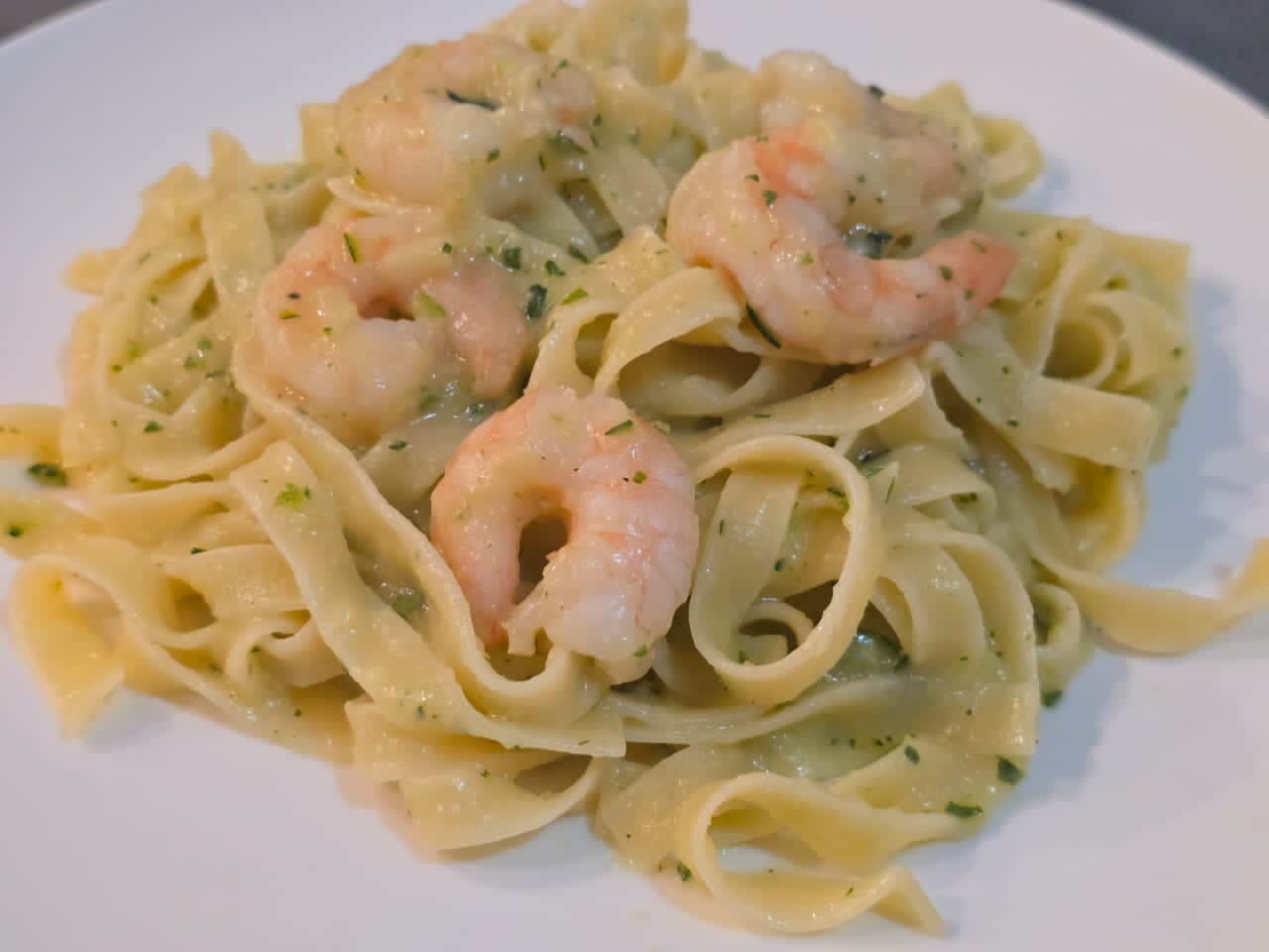 Fettuccine with shrimp and courgettes/Fettuccine gamberi e zucchine